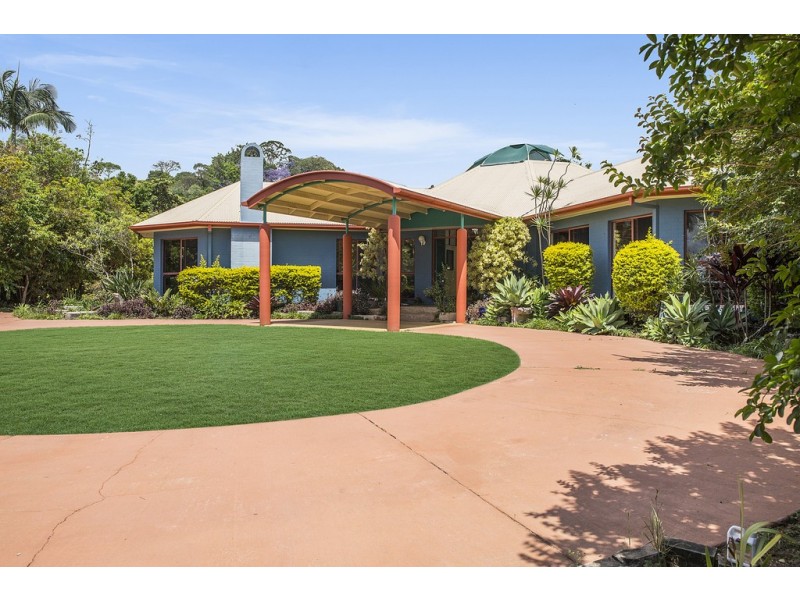 54 Corniche Place, Brookfield QLD 4069