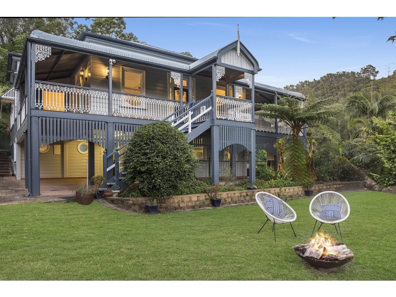 64 Kittani Street, Upper Brookfield QLD 4069