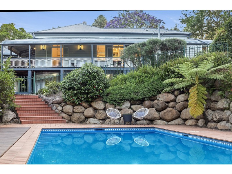 64 Kittani Street, Upper Brookfield QLD 4069