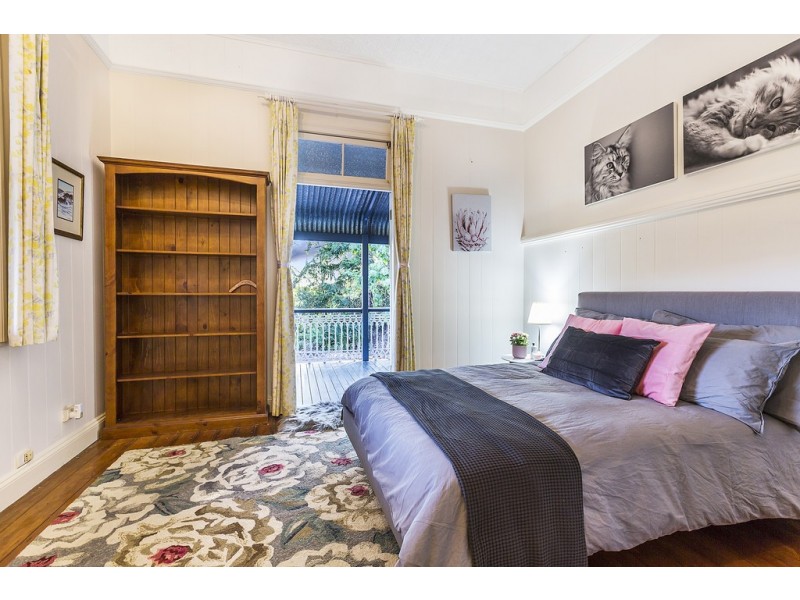 64 Kittani Street, Upper Brookfield QLD 4069