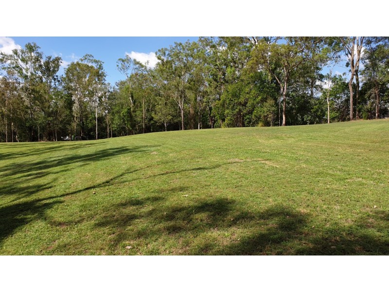 26 Upper Brookfield Road, Brookfield QLD 4069