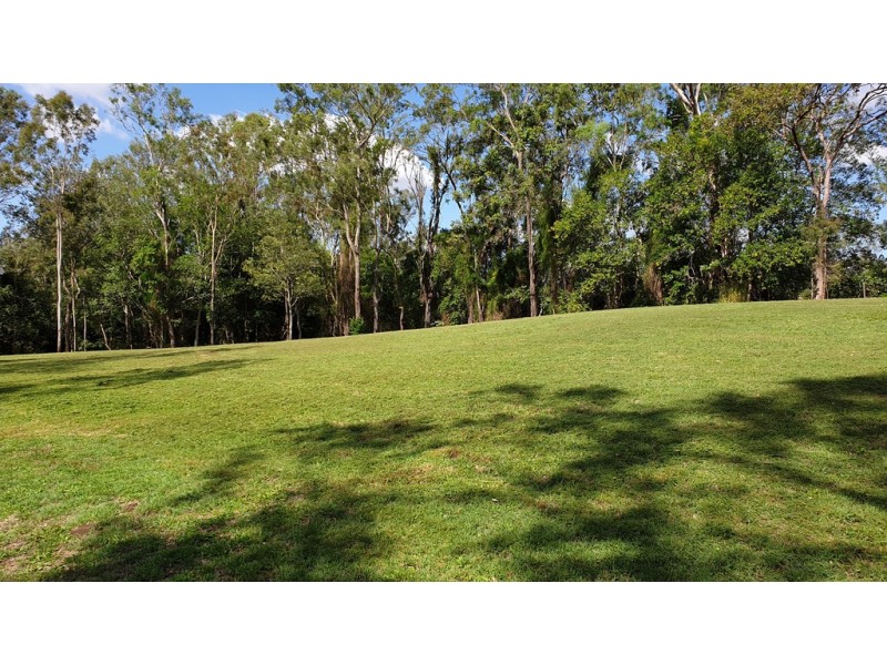26 Upper Brookfield Road, Brookfield QLD 4069