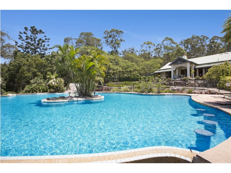 544 Grandview Road, Pullenvale QLD 4069