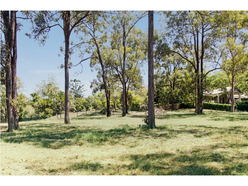 544 Grandview Road, Pullenvale QLD 4069