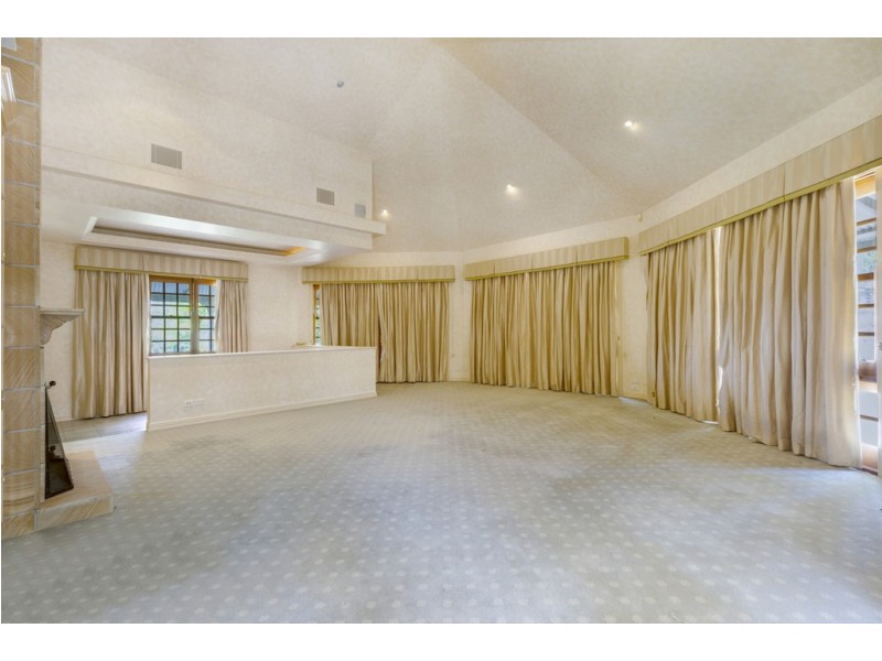 544 Grandview Road, Pullenvale QLD 4069