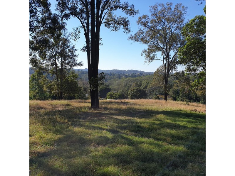 544 Grandview Road, Pullenvale QLD 4069