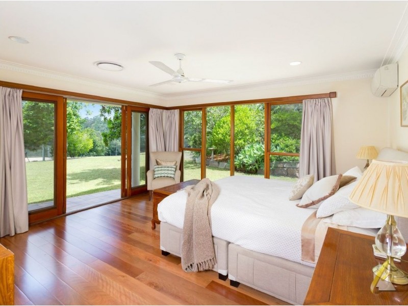 Brookfield QLD 4069