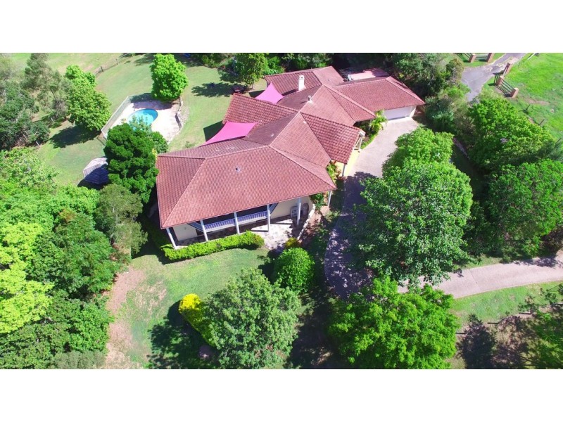 Brookfield QLD 4069