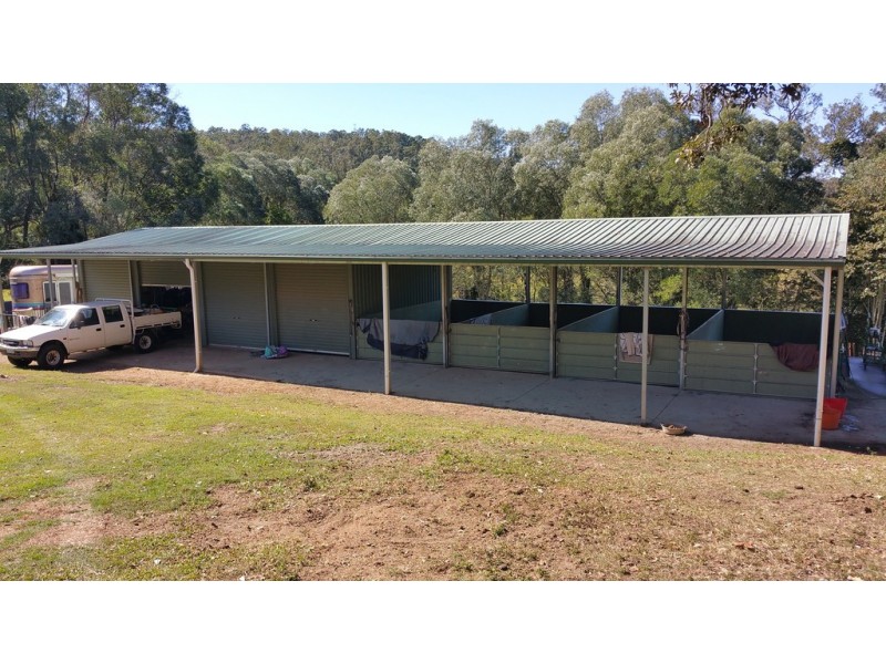 Brookfield QLD 4069