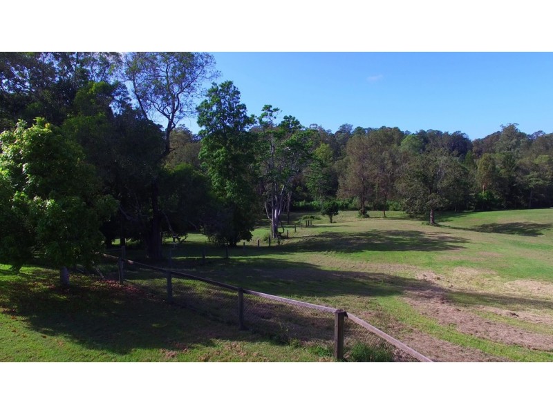 Brookfield QLD 4069
