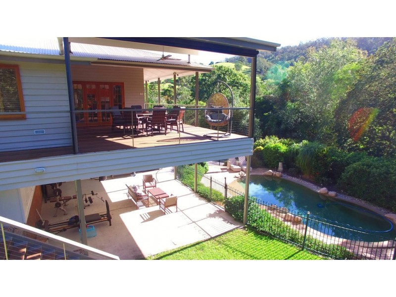 576 Upper Brookfield Road, Upper Brookfield QLD 4069