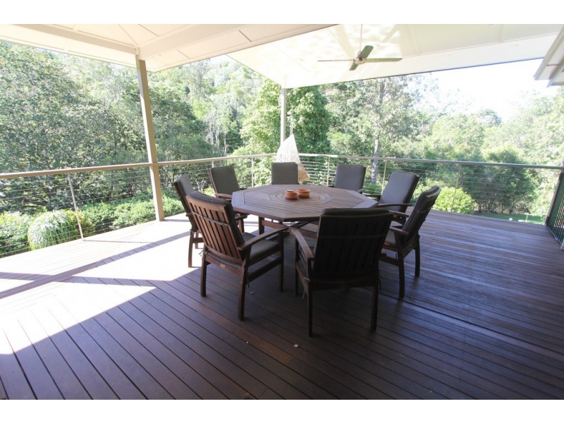 576 Upper Brookfield Road, Upper Brookfield QLD 4069