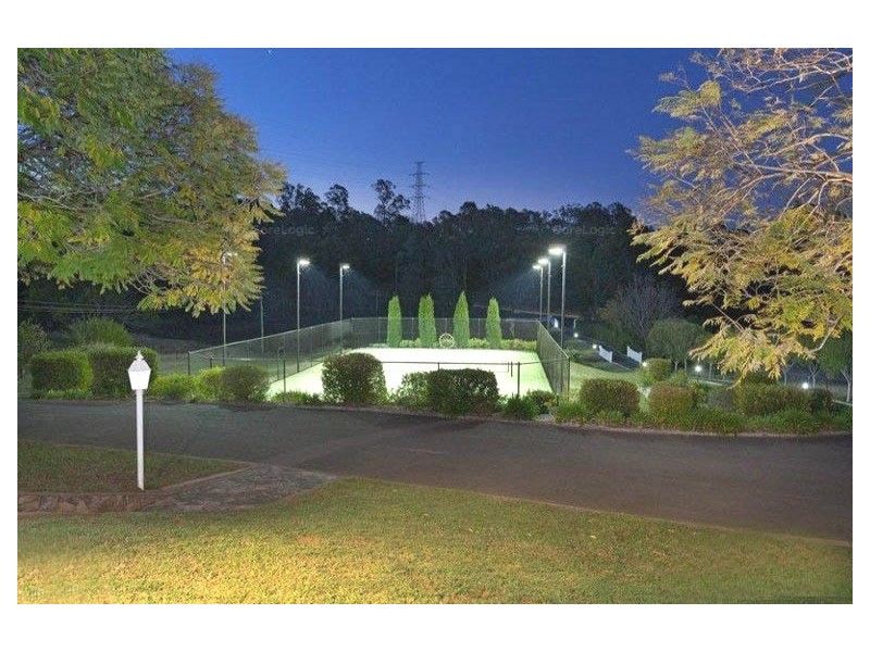 80 Upper Brookfield Road, Brookfield QLD 4069