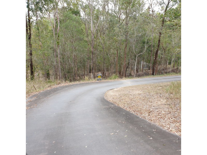 98 Boscombe Road, Brookfield QLD 4069