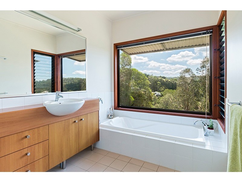 269 Upper Brookfield Road, Upper Brookfield QLD 4069