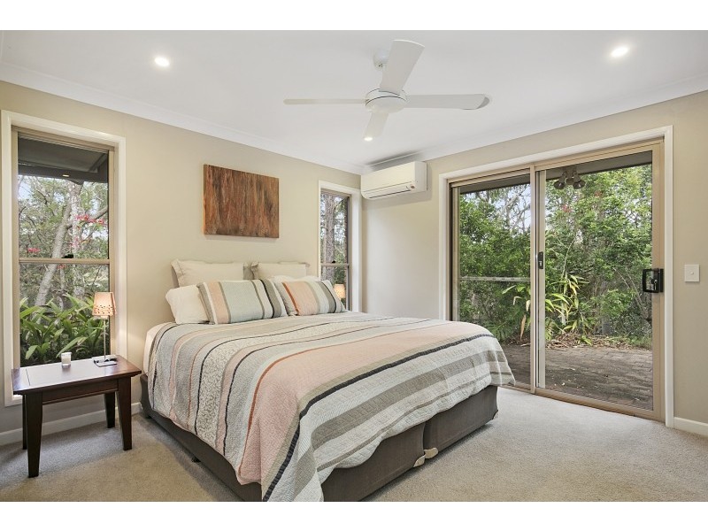 459 Gold Creek Road, Brookfield QLD 4069