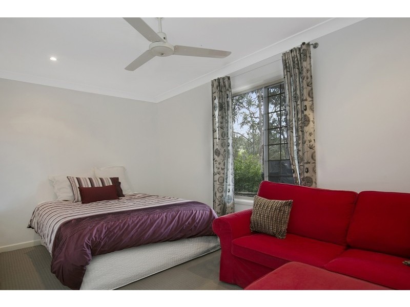 459 Gold Creek Road, Brookfield QLD 4069