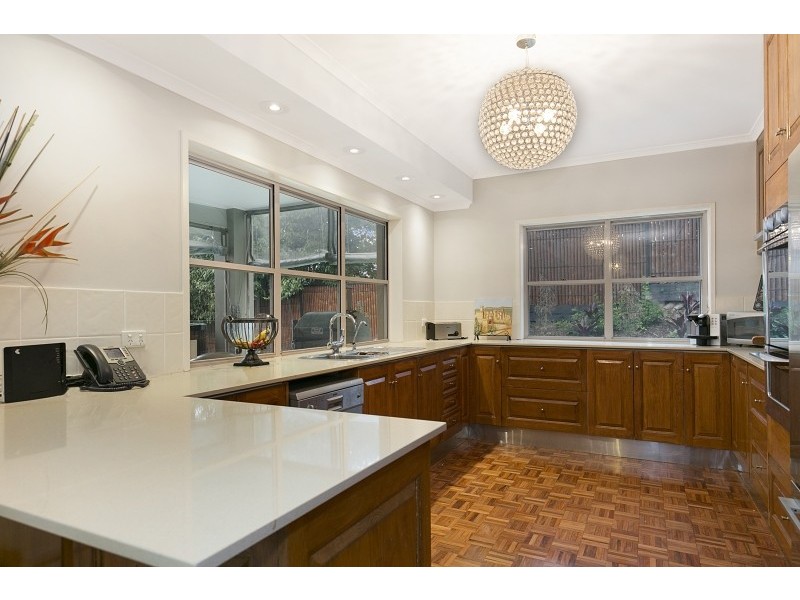 113 Moons Lane, Brookfield QLD 4069