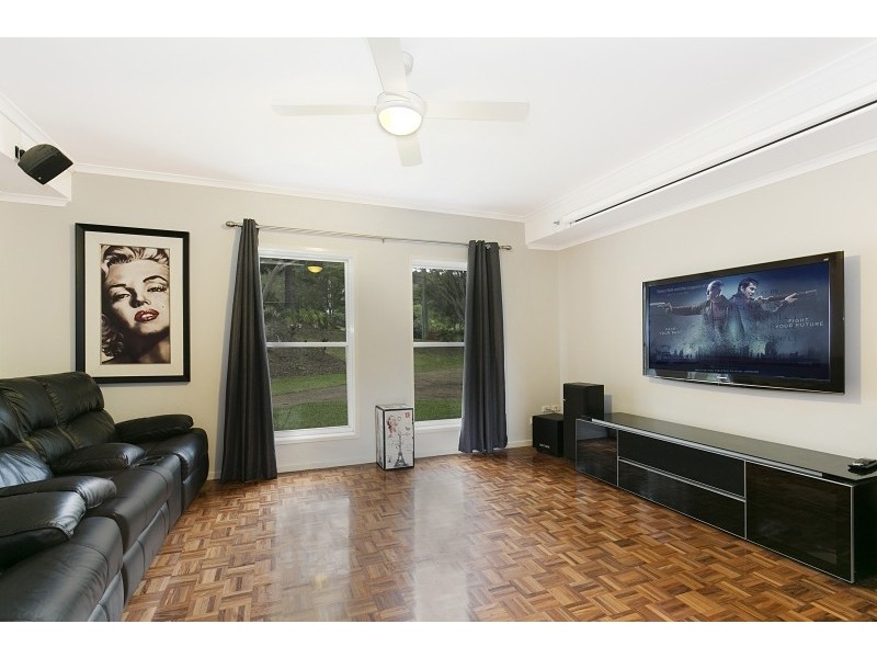 113 Moons Lane, Brookfield QLD 4069