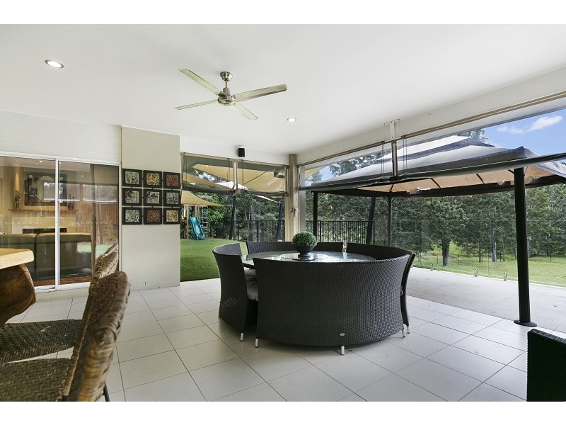 113 Moons Lane, Brookfield QLD 4069
