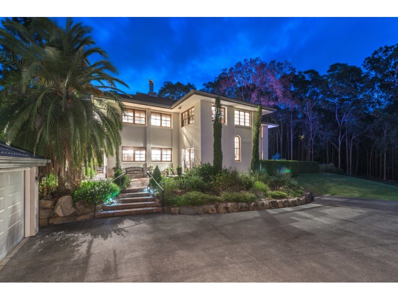 130 Savages Road, Brookfield QLD 4069