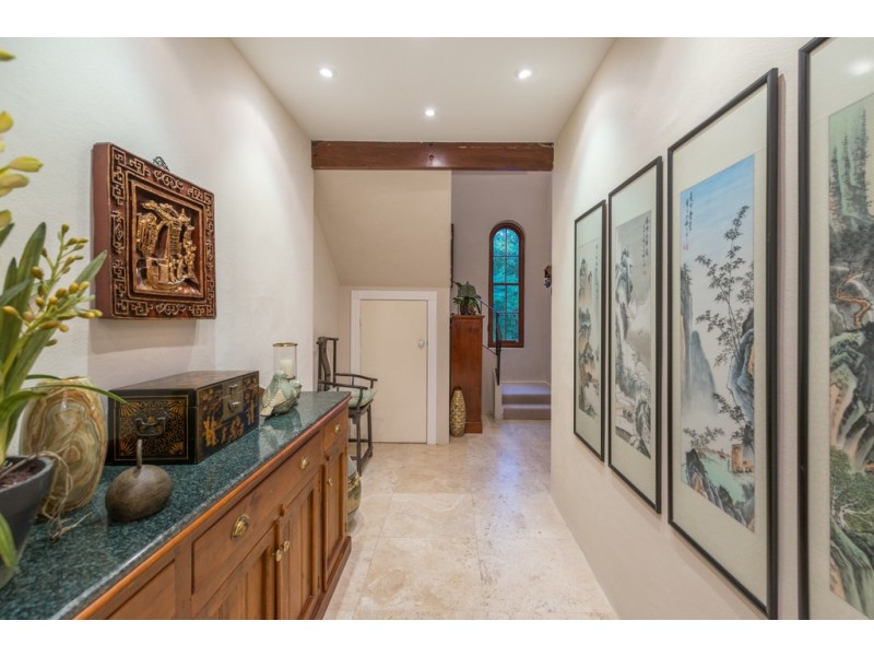 130 Savages Road, Brookfield QLD 4069