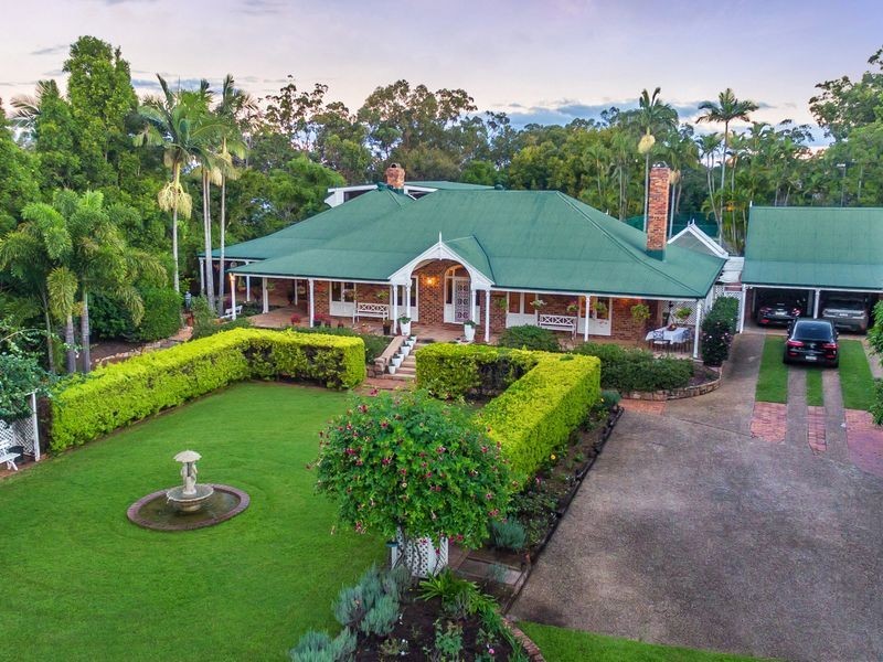 24 Sugars Road, Bellbowrie QLD 4070