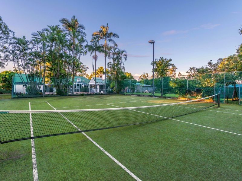 24 Sugars Road, Bellbowrie QLD 4070