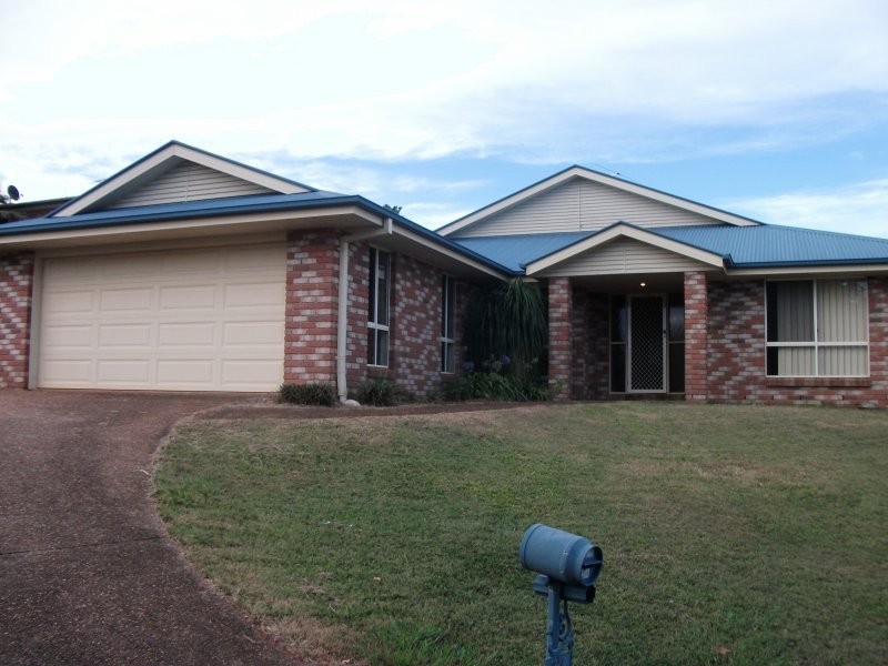 27 Daydream Street, Redland Bay QLD 4165