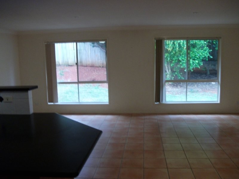 27 Daydream Street, Redland Bay QLD 4165