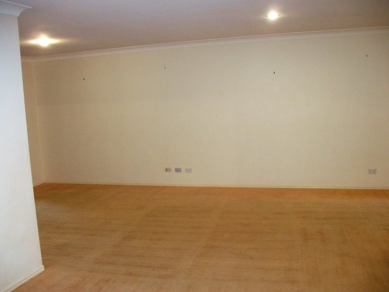 27 Daydream Street, Redland Bay QLD 4165