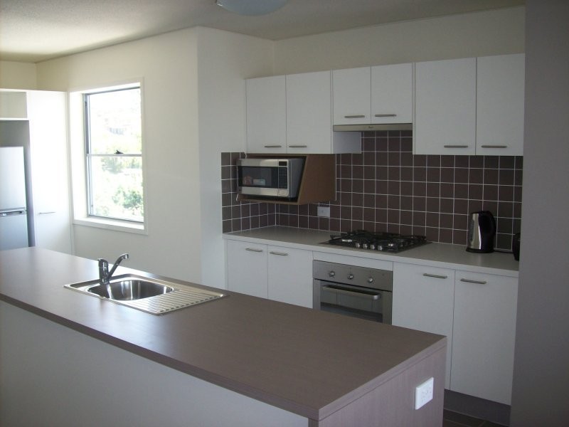 1401/111 Lindfield Road, Helensvale QLD 4212