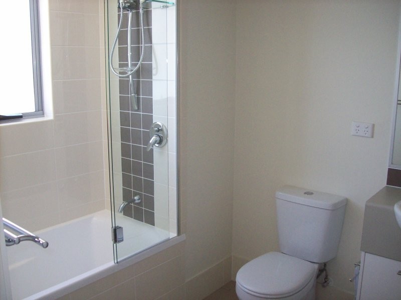 1401/111 Lindfield Road, Helensvale QLD 4212