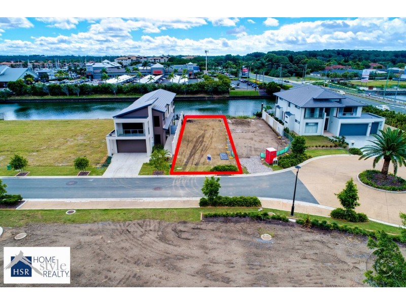 5042 Harbourview Drive, Hope Island QLD 4212