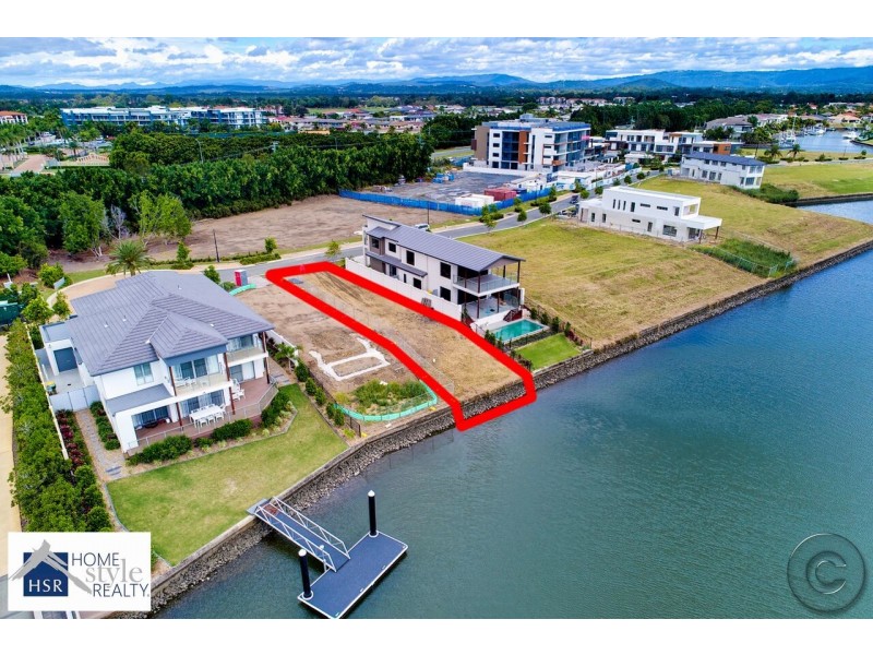 5042 Harbourview Drive, Hope Island QLD 4212