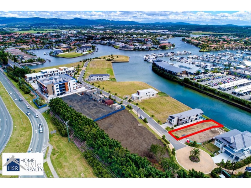 5042 Harbourview Drive, Hope Island QLD 4212