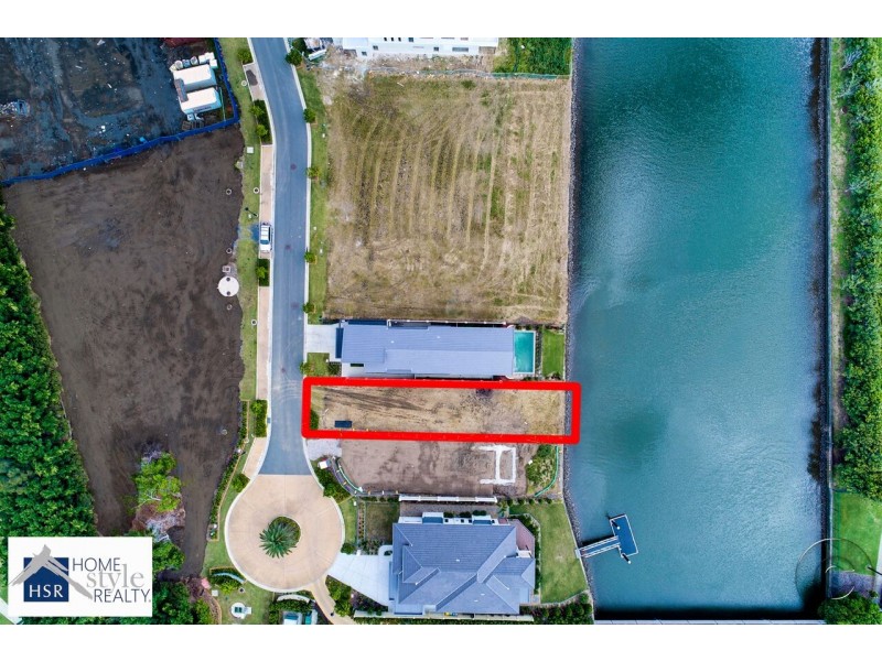 5042 Harbourview Drive, Hope Island QLD 4212