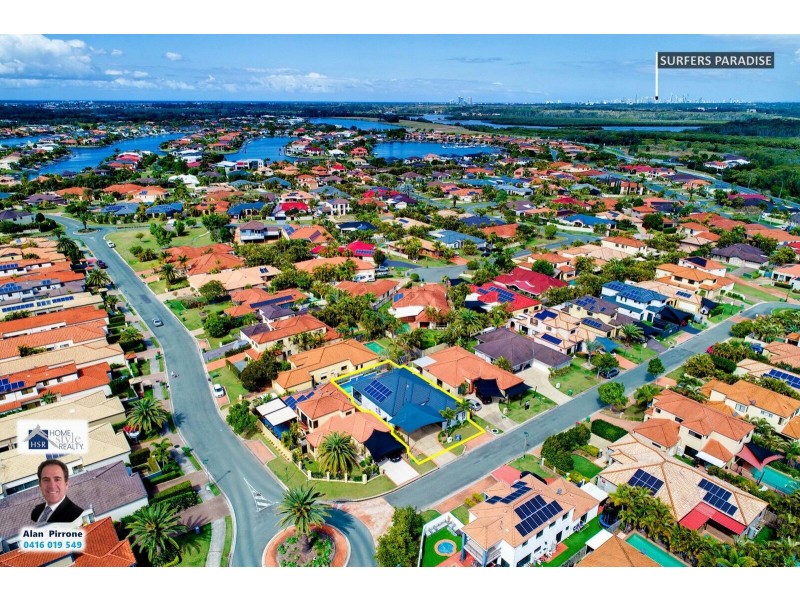 35 Ken Cr, Helensvale QLD 4212