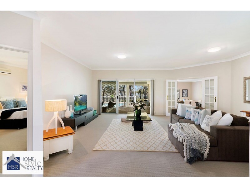 19 Boreen Court, Helensvale QLD 4212