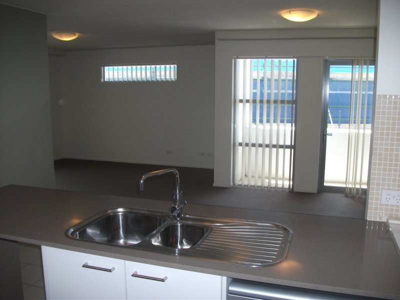 3208/111 Lindfield Road, Helensvale QLD 4212