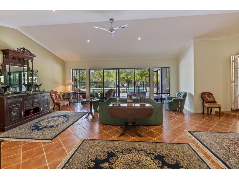 6 Rivertree Avenue, Helensvale QLD 4212