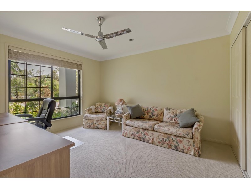 6 Rivertree Avenue, Helensvale QLD 4212