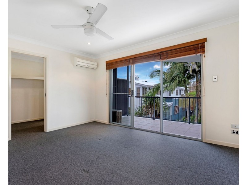 9/29 Proud Street, Labrador QLD 4215