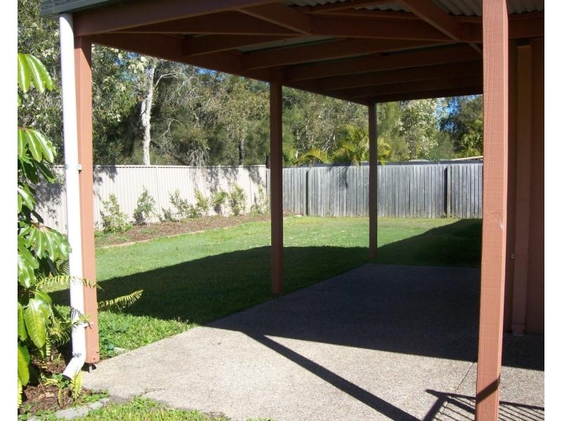 29 Lakeshore Drive, Helensvale QLD 4212