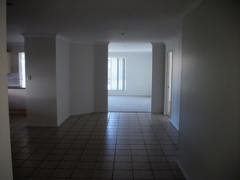 20 Dalley Park Drive, Helensvale QLD 4212