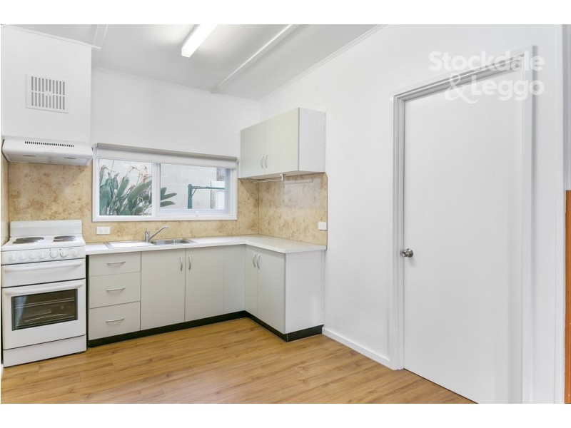 78 Seaview Avenue, Safety Beach VIC 3936