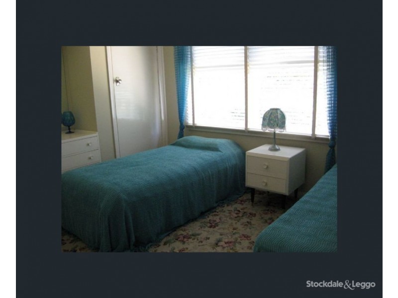 52 Cairn Road, Mccrae VIC 3938