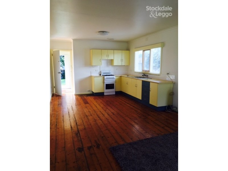 1 Sackville Street, Safety Beach VIC 3936