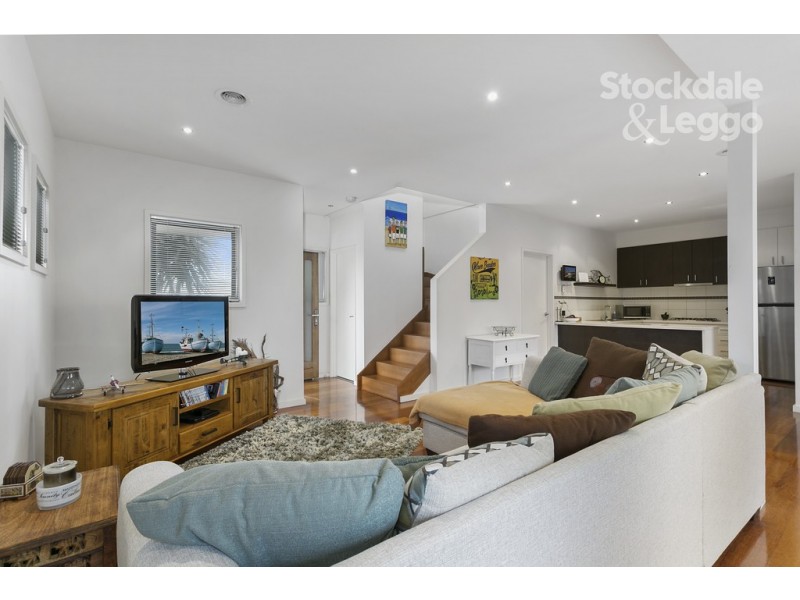 3/172 Dromana Parade, Safety Beach VIC 3936