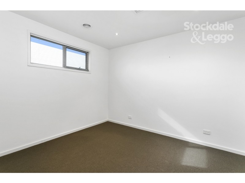 3/172 Dromana Parade, Safety Beach VIC 3936